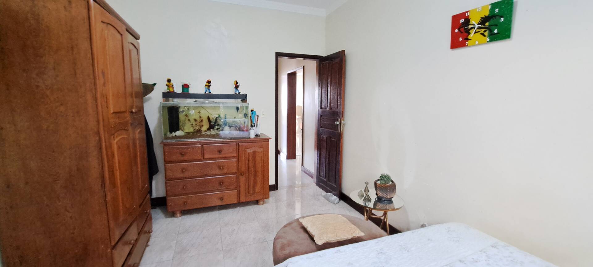 Casa à venda com 4 quartos, 250m² - Foto 14