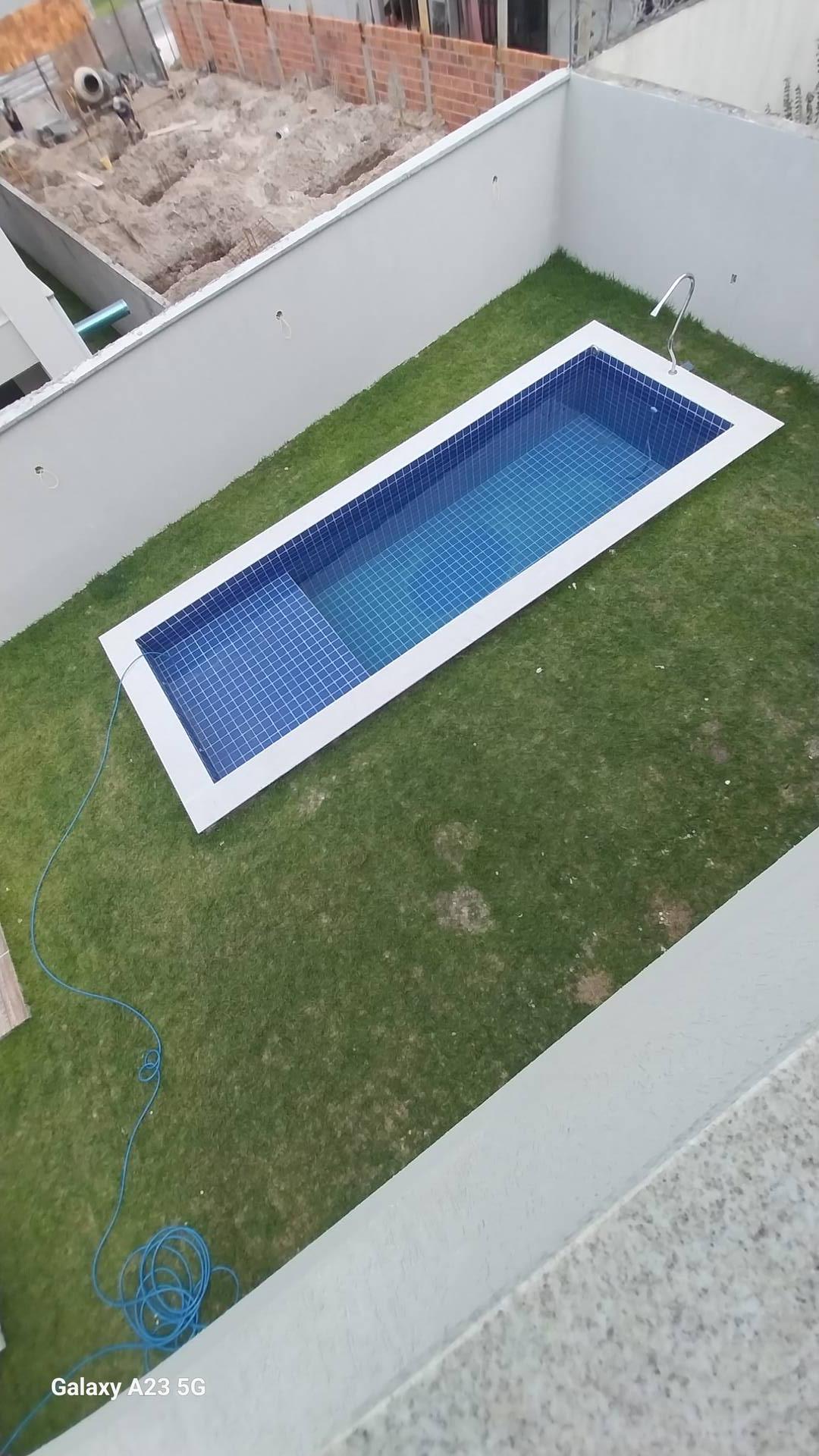 Casa à venda com 4 quartos, 130m² - Foto 14