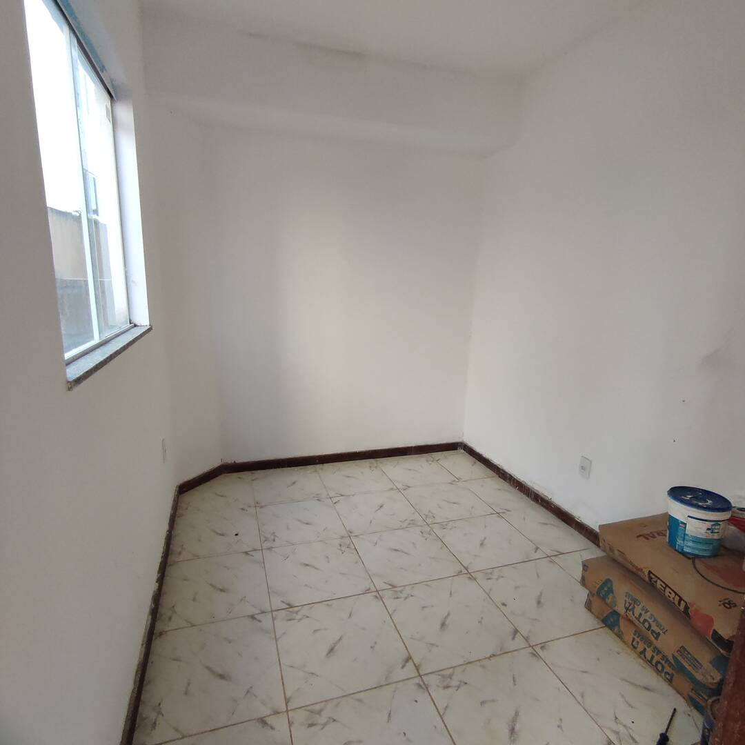 Casa à venda com 3 quartos, 90m² - Foto 17