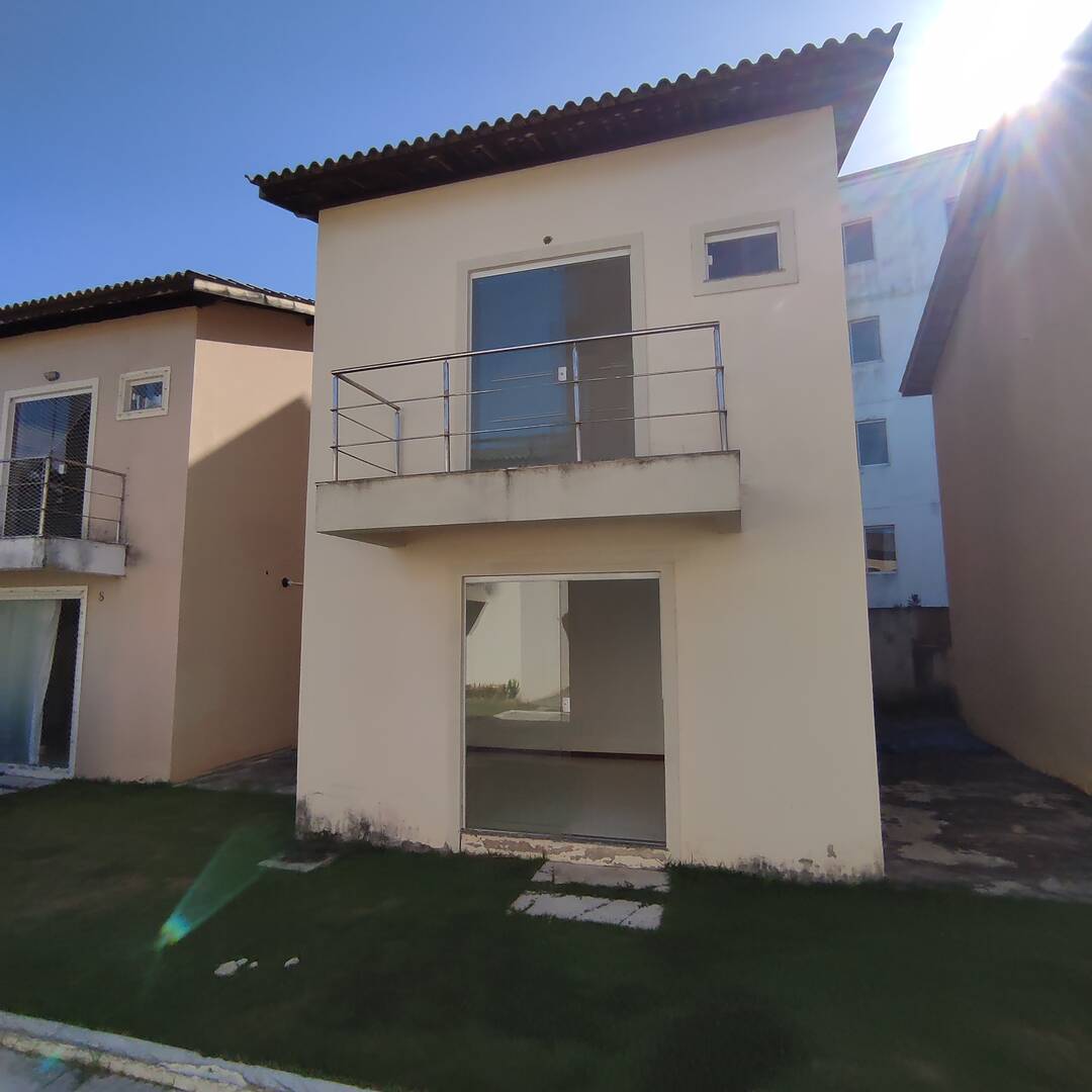 Casa à venda com 3 quartos, 90m² - Foto 2