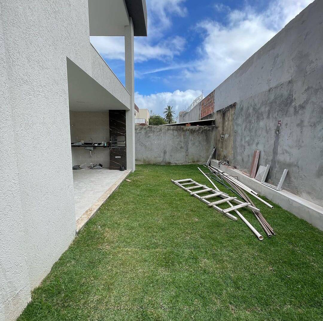 Casa à venda com 4 quartos, 240m² - Foto 10