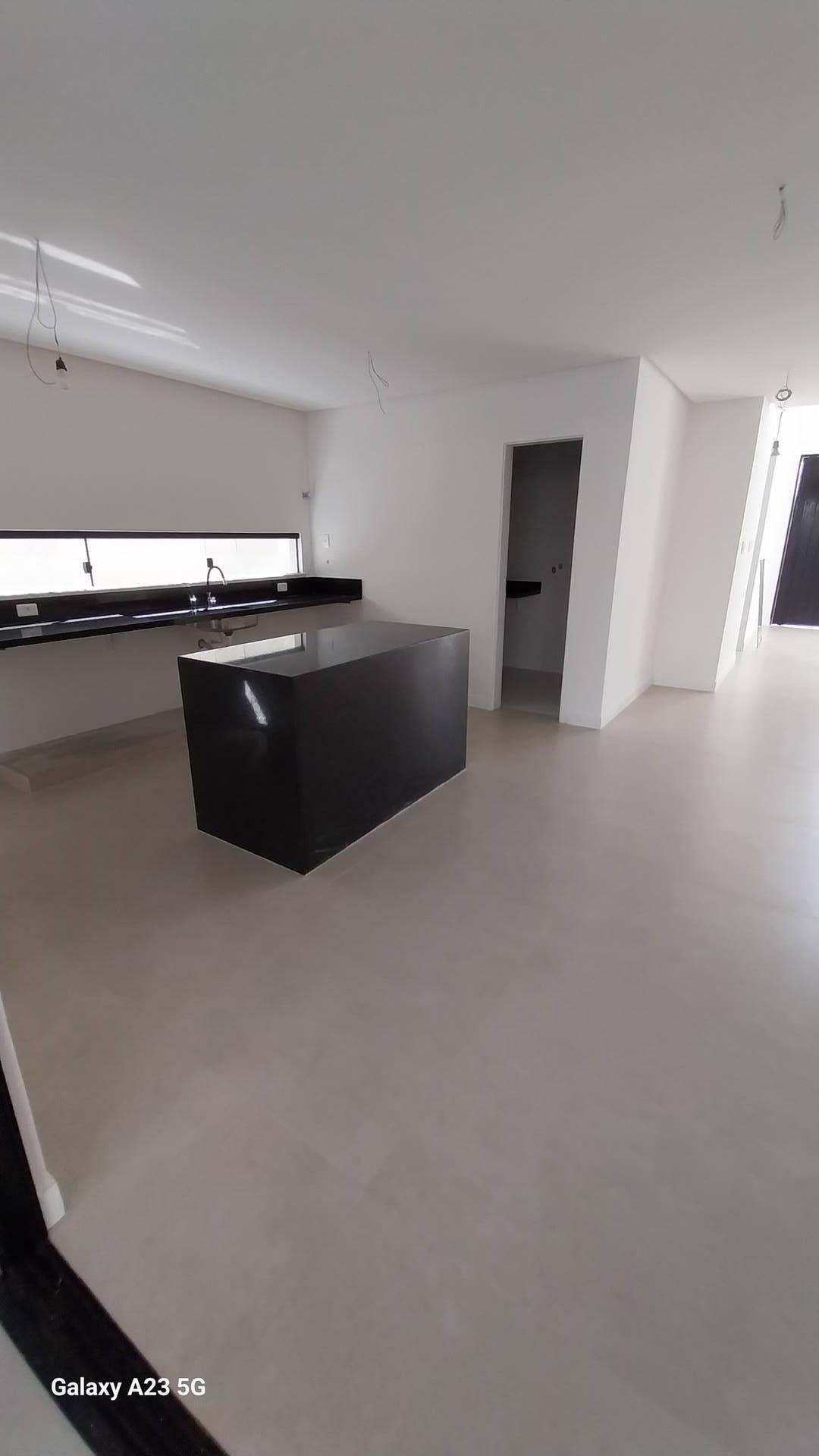 Casa à venda com 3 quartos, 200m² - Foto 20