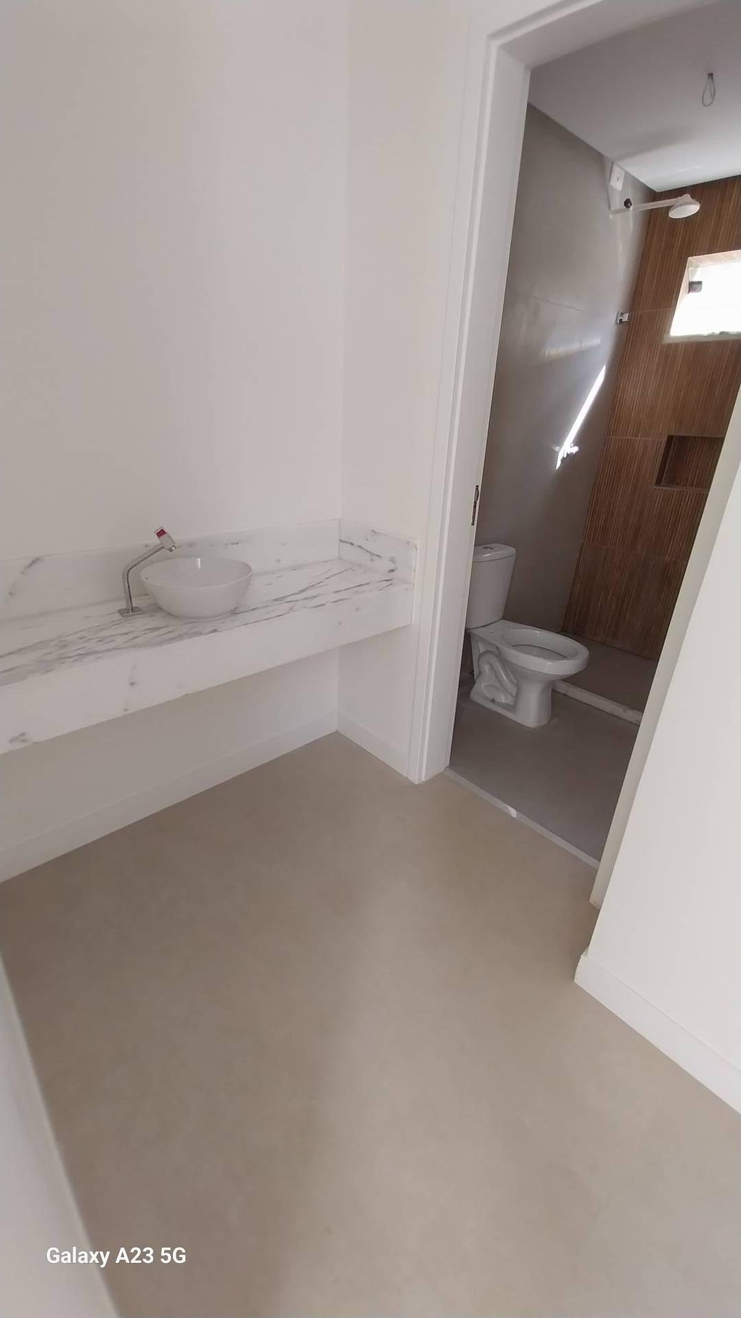 Casa à venda com 3 quartos, 200m² - Foto 18