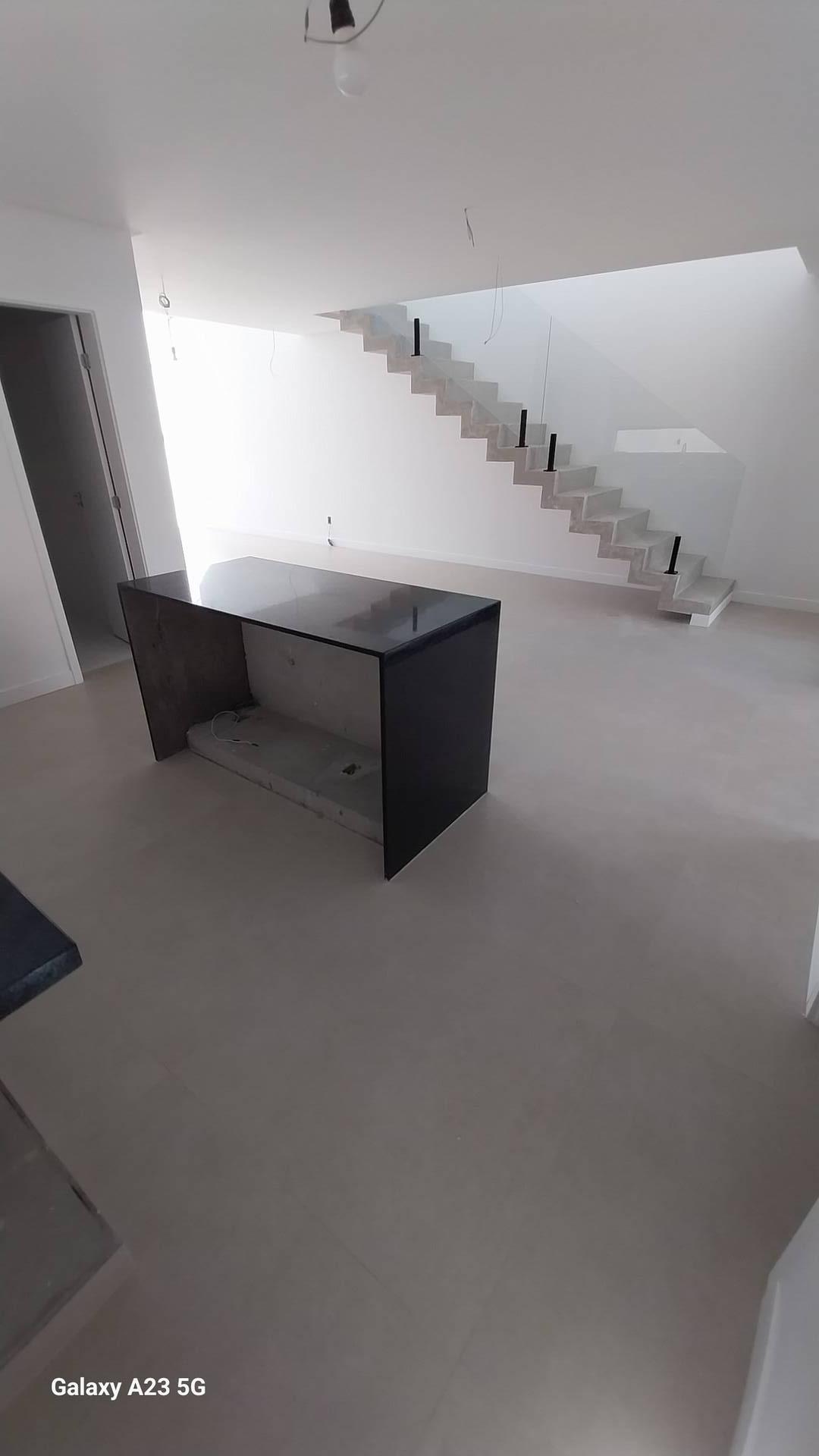 Casa à venda com 3 quartos, 200m² - Foto 19