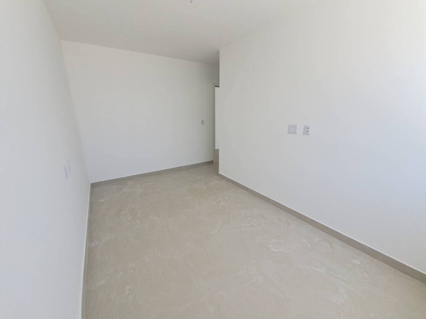 Apartamento à venda com 2 quartos, 63m² - Foto 6