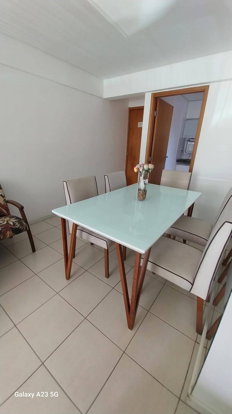 Apartamento à venda com 3 quartos, 68m² - Foto 3