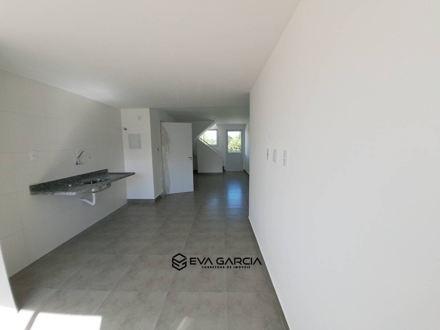 Apartamento à venda com 2 quartos, 86m² - Foto 4