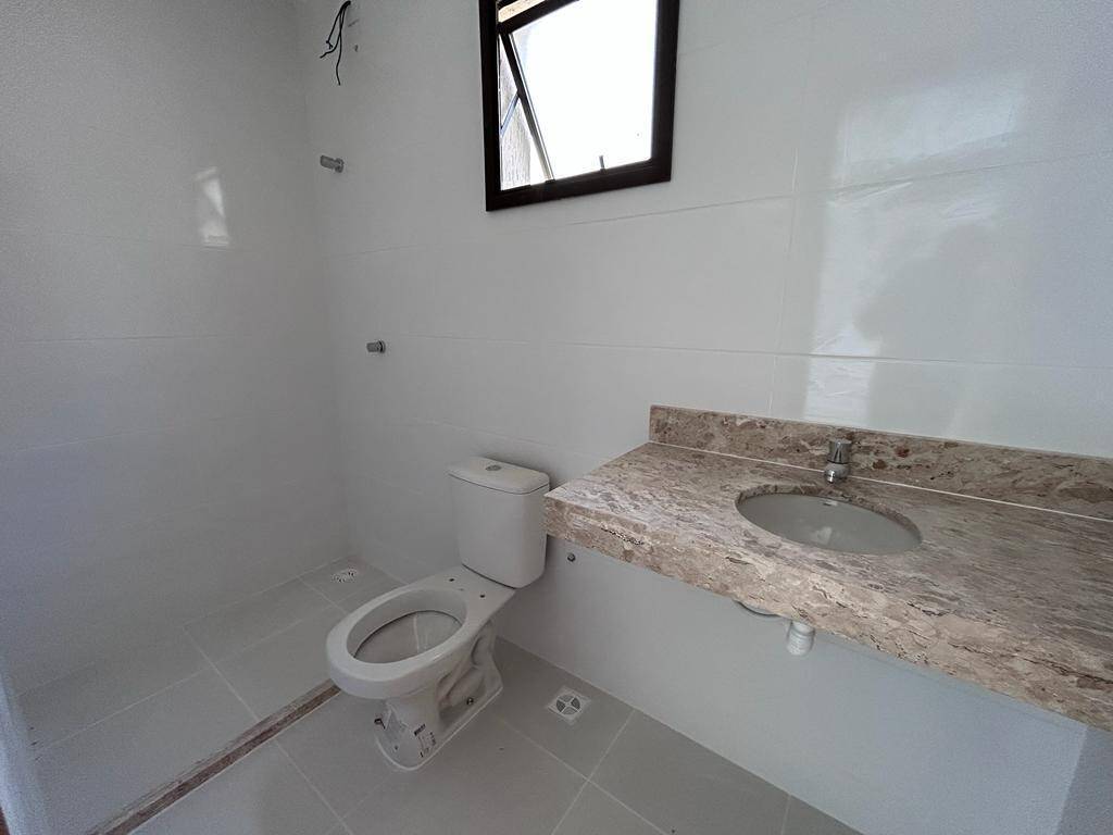 Casa à venda com 4 quartos, 110m² - Foto 21