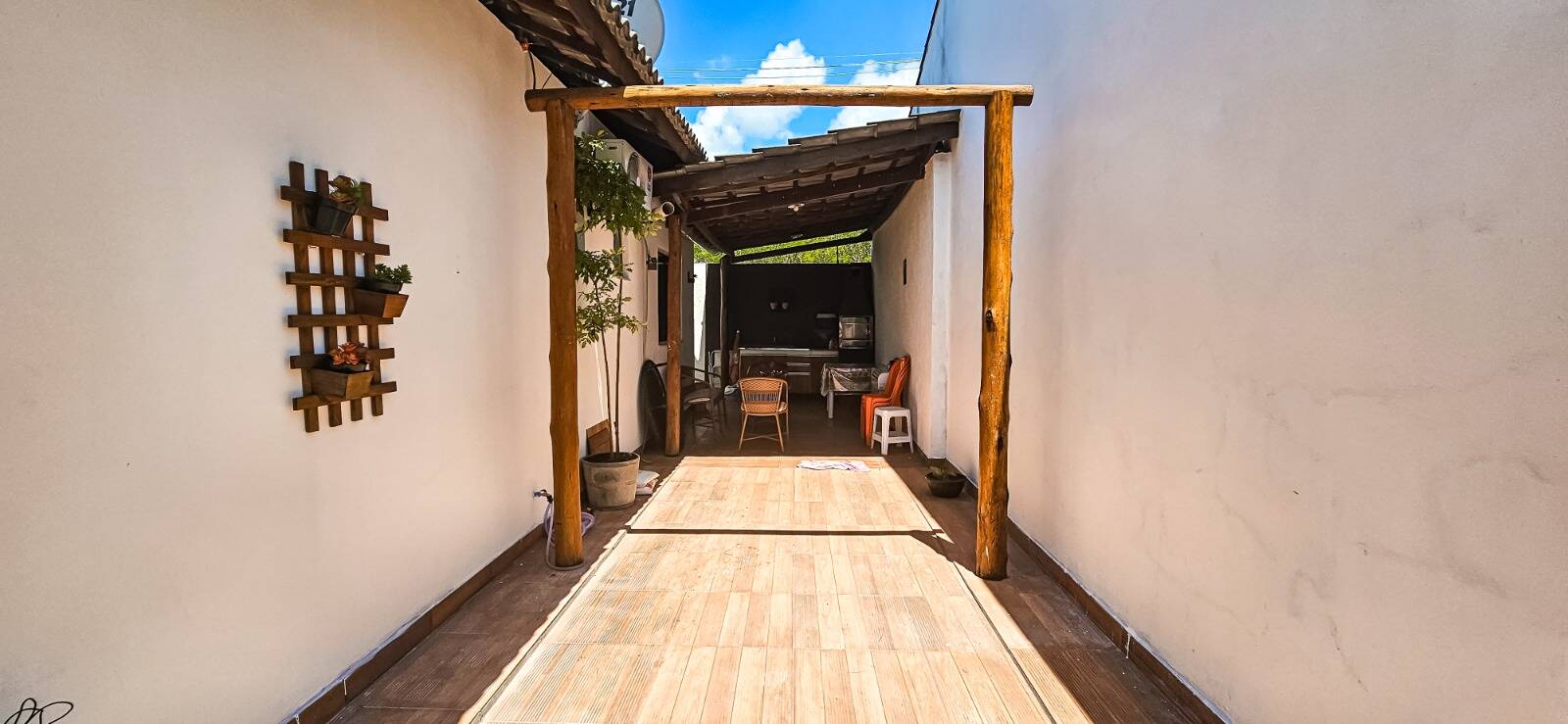 Casa à venda com 2 quartos, 54m² - Foto 3