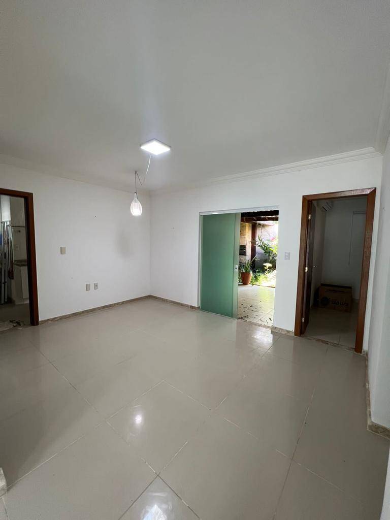 Casa à venda com 4 quartos, 183m² - Foto 19