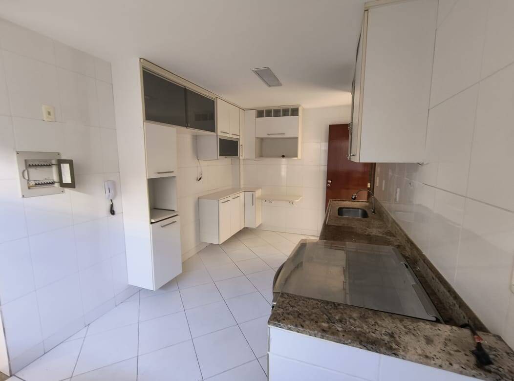 Casa à venda com 4 quartos, 160m² - Foto 8