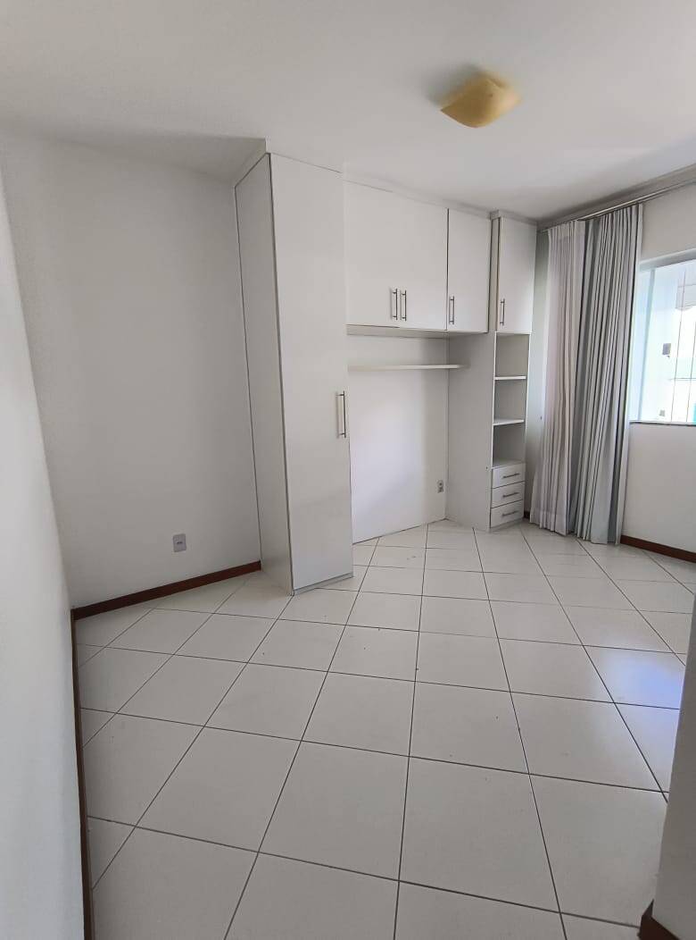 Casa à venda com 4 quartos, 160m² - Foto 17