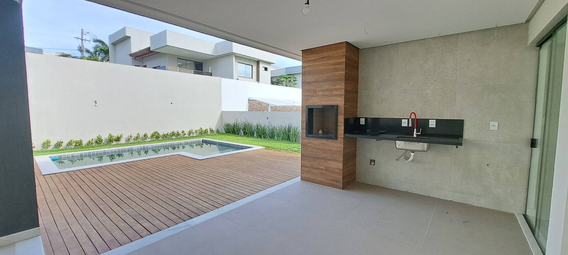 Casa à venda com 4 quartos, 340m² - Foto 19