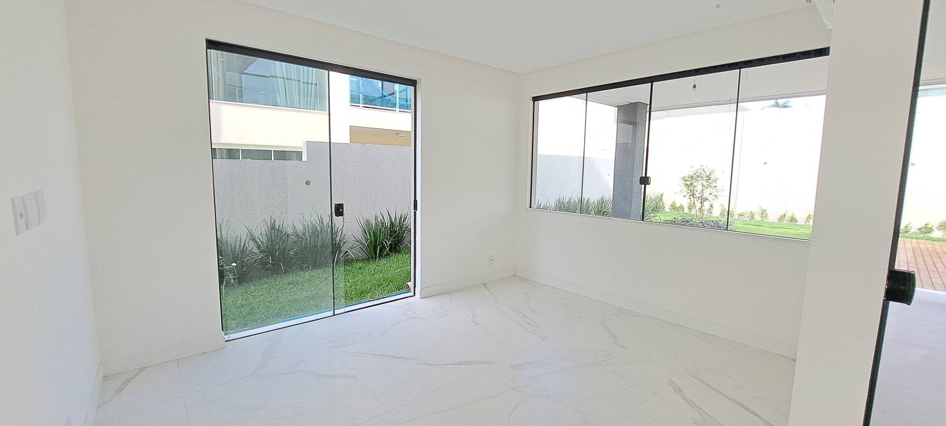 Casa à venda com 4 quartos, 340m² - Foto 14