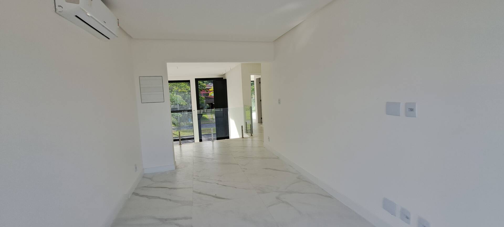 Casa à venda com 4 quartos, 340m² - Foto 43