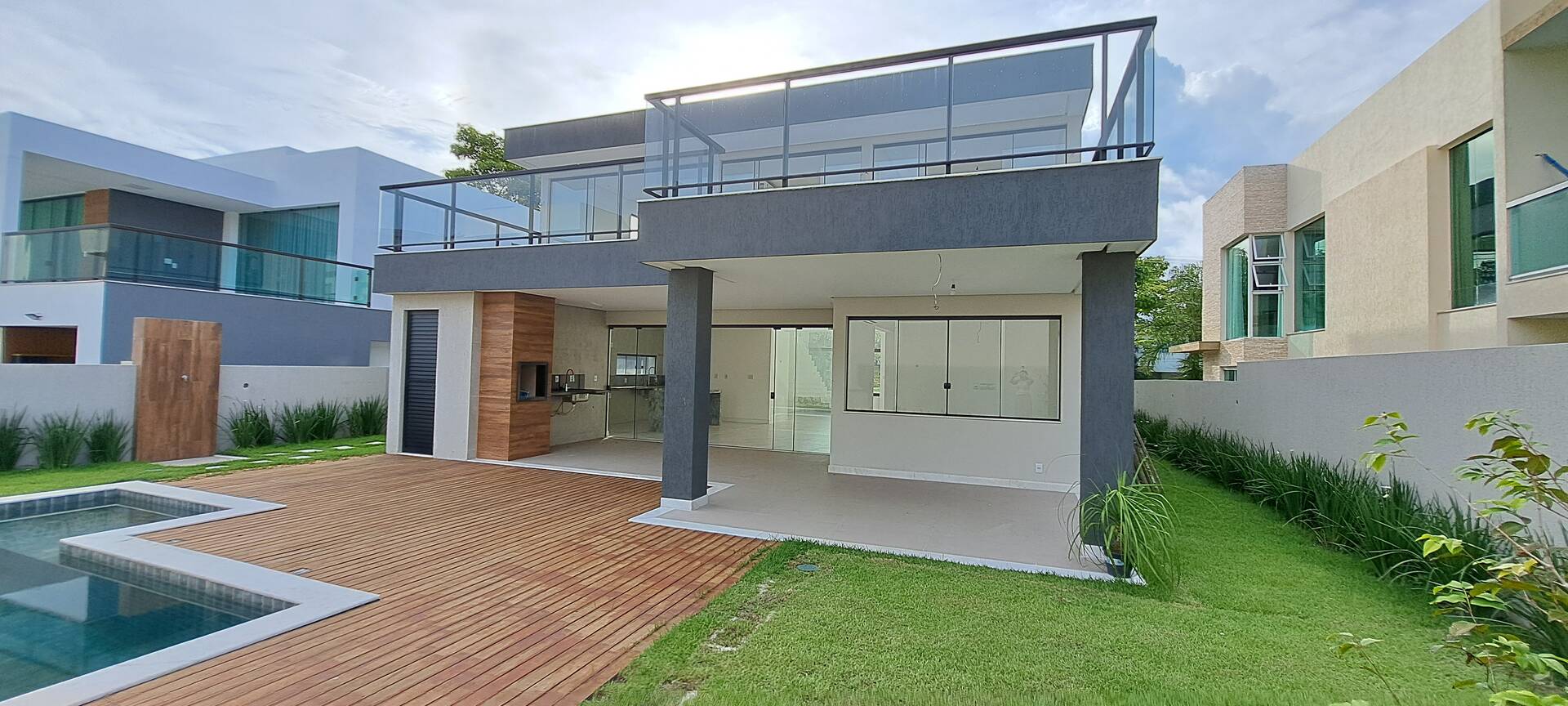 Casa à venda com 4 quartos, 340m² - Foto 28