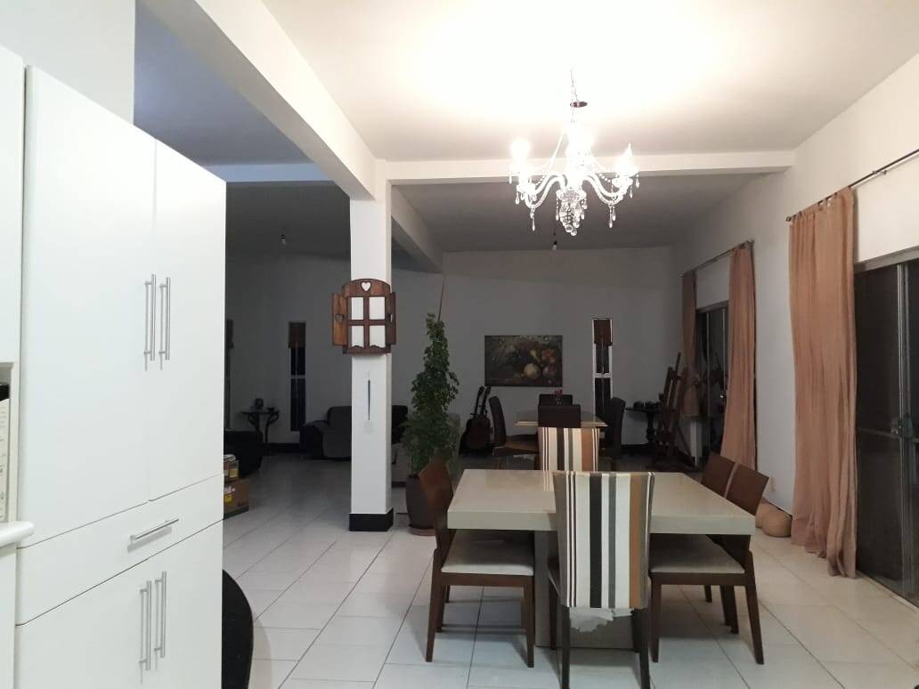 Casa à venda com 3 quartos, 295m² - Foto 28