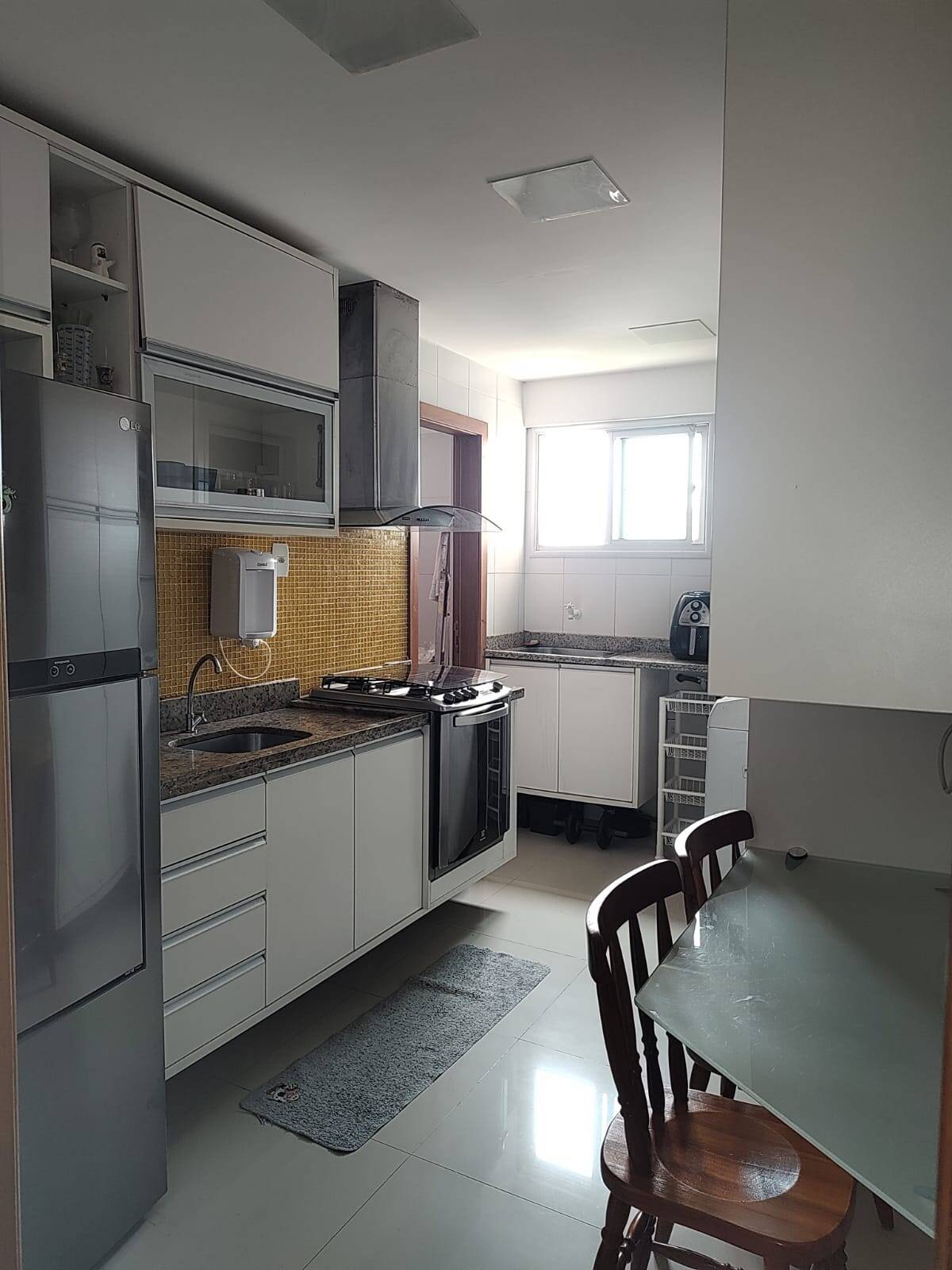 Apartamento à venda com 3 quartos, 82m² - Foto 18