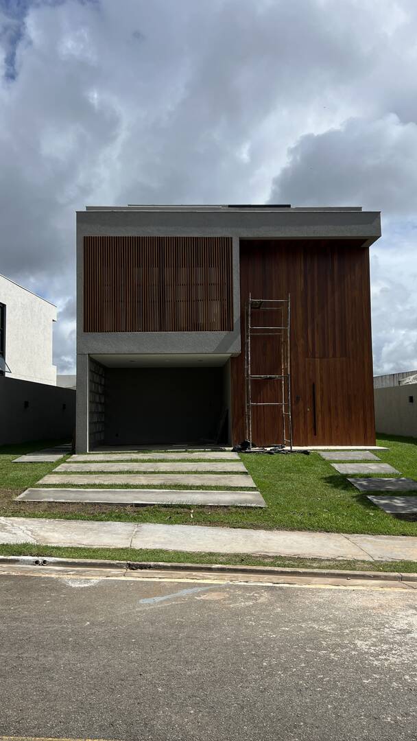 Casa à venda com 4 quartos, 294m² - Foto 3