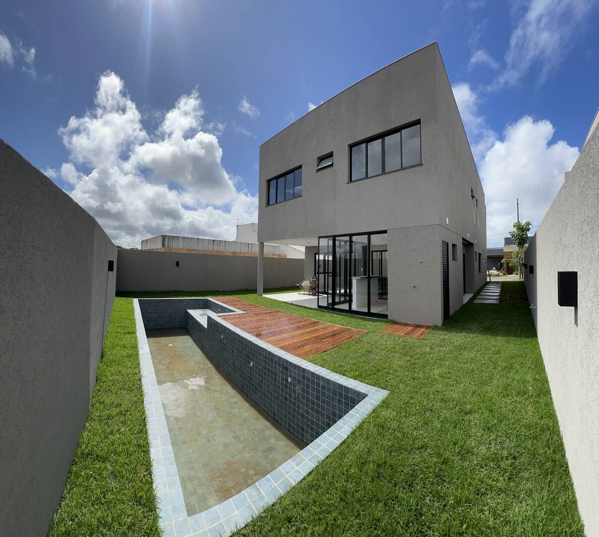 Casa à venda com 4 quartos, 294m² - Foto 14