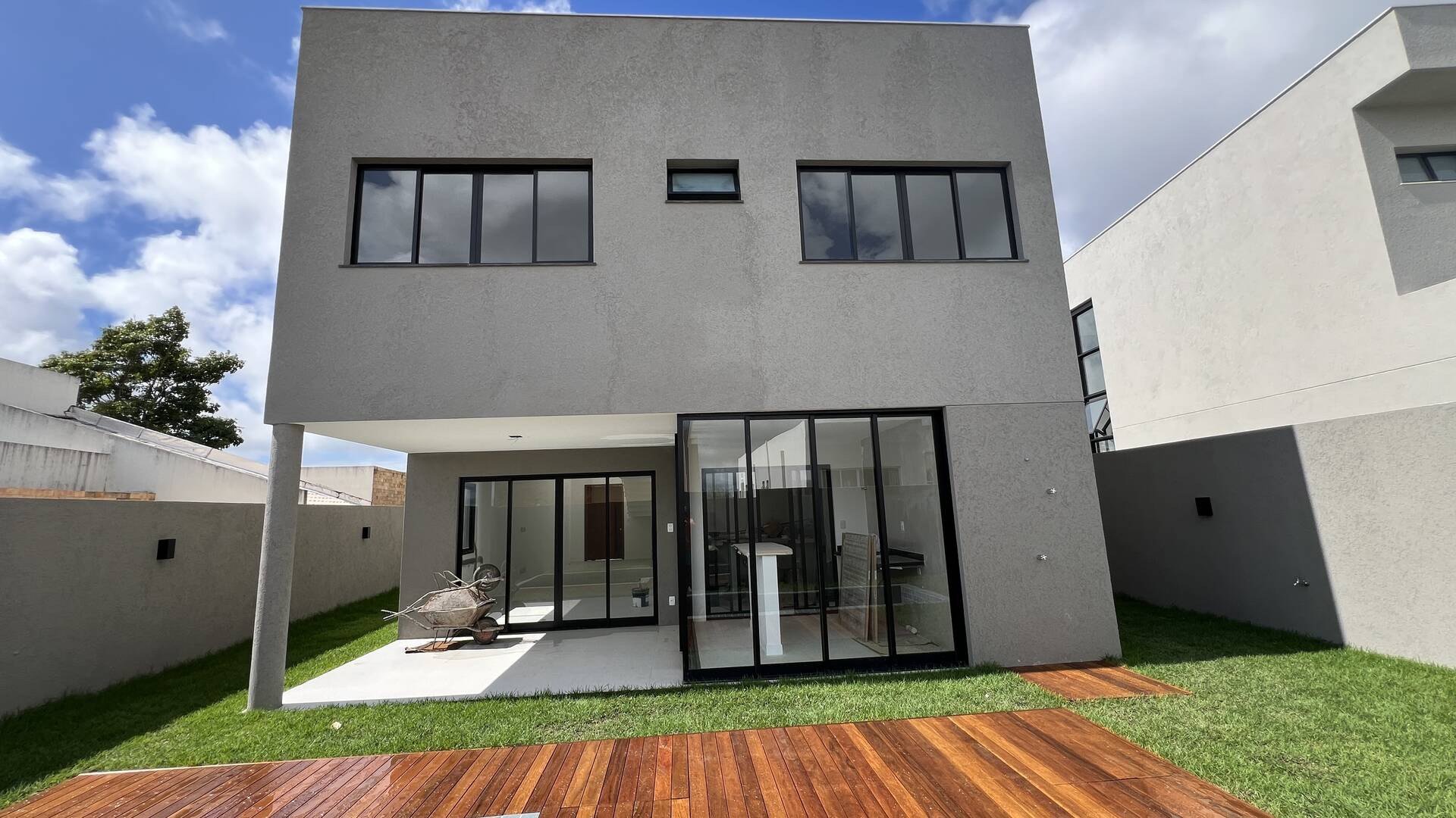 Casa à venda com 4 quartos, 294m² - Foto 13