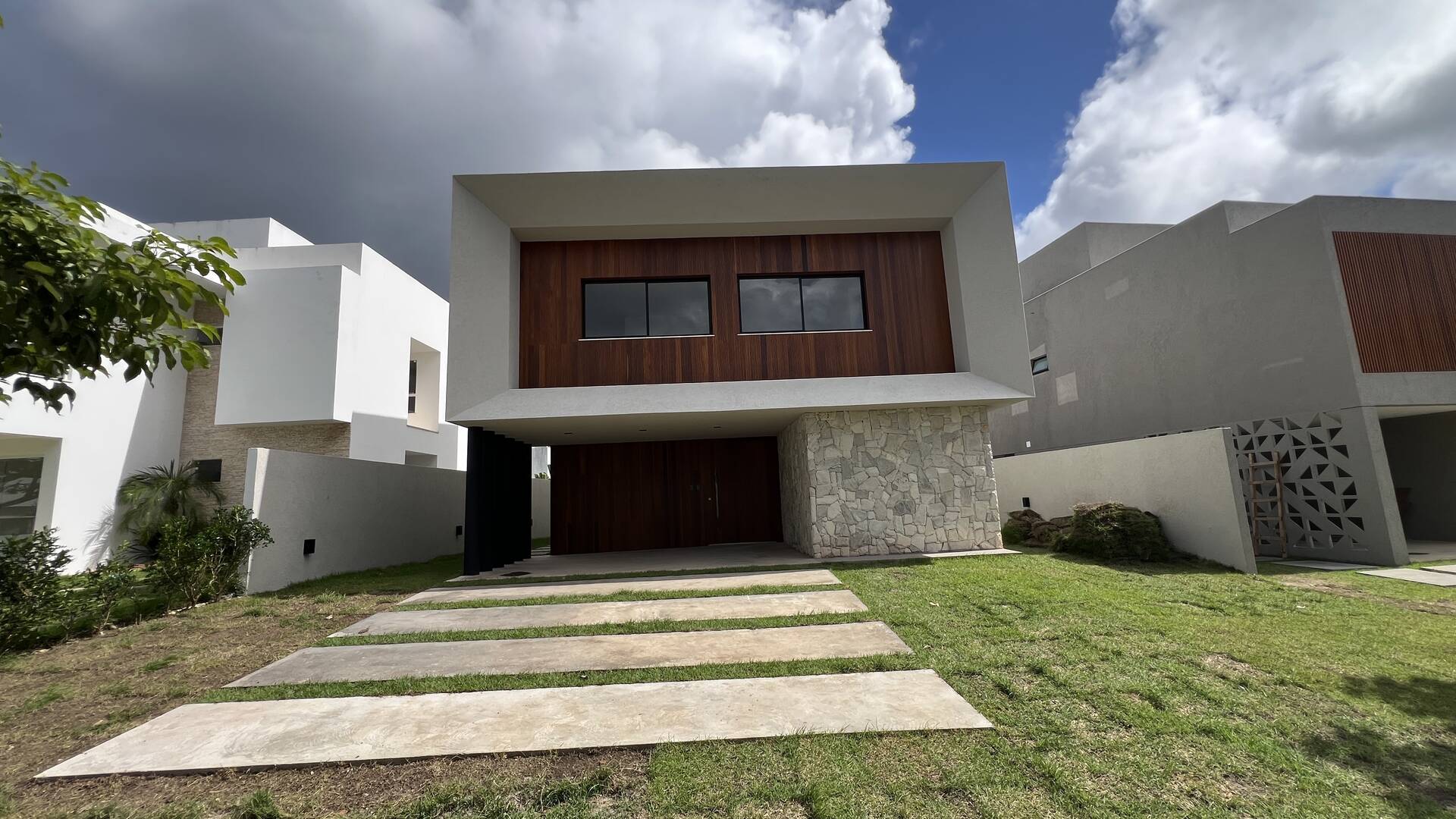 Casa à venda com 4 quartos, 280m² - Foto 4