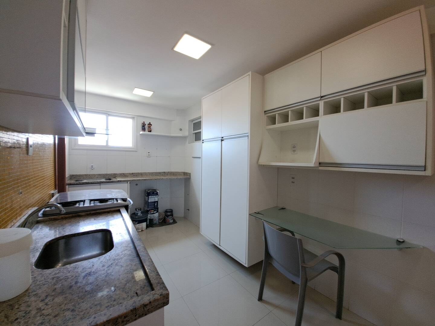 Apartamento à venda com 3 quartos, 82m² - Foto 4