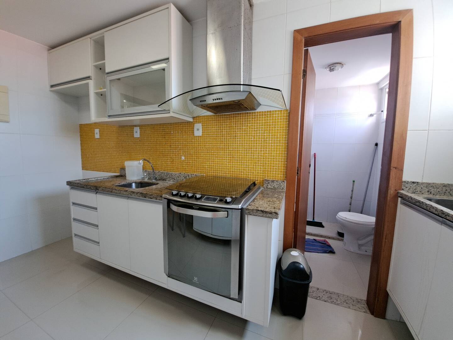 Apartamento à venda com 3 quartos, 82m² - Foto 6