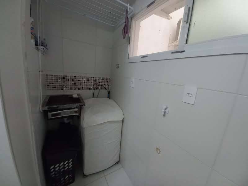 Apartamento à venda com 2 quartos, 56m² - Foto 13