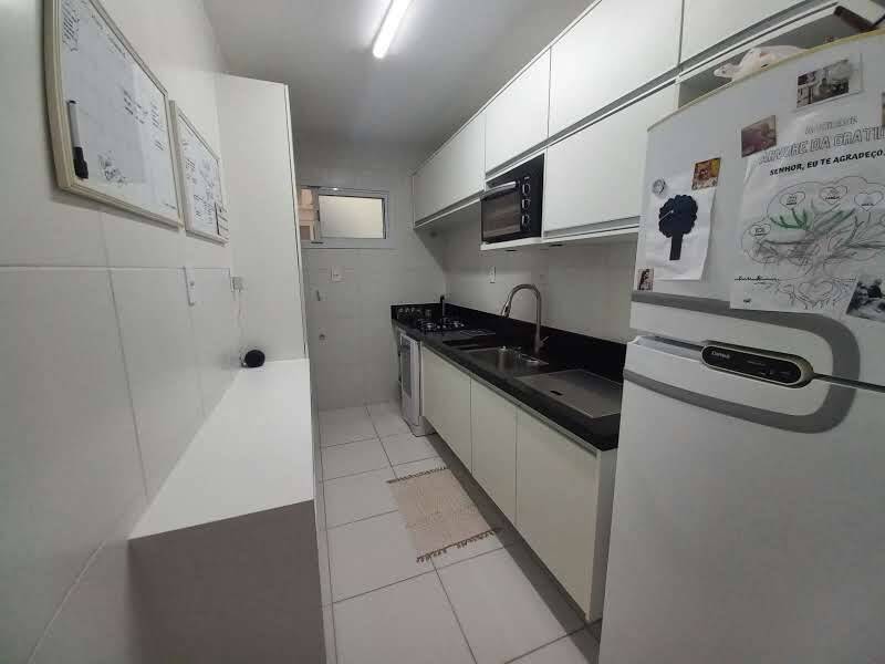 Apartamento à venda com 2 quartos, 56m² - Foto 11