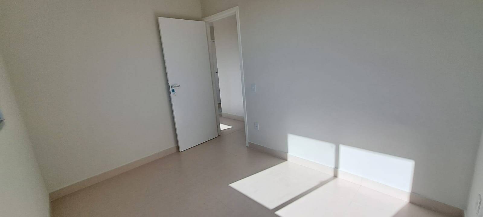 Apartamento à venda com 2 quartos, 40m² - Foto 11