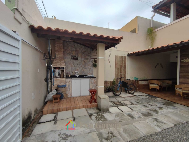 Casa à venda com 2 quartos, 85m² - Foto 2