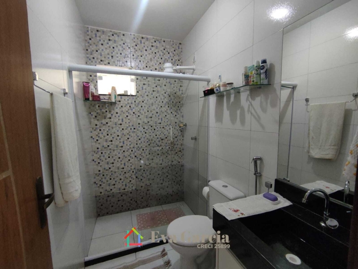 Casa à venda com 2 quartos, 85m² - Foto 15