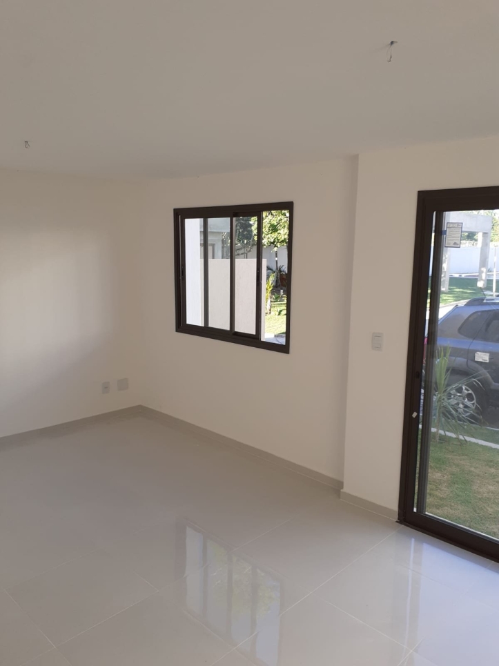 Casa à venda com 4 quartos, 110m² - Foto 6