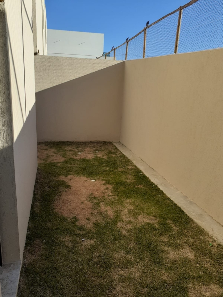 Casa à venda com 4 quartos, 110m² - Foto 14